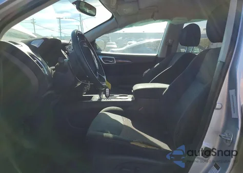 2017 Nissan Pathfinder S z USA, uszkodzony, nr VIN 5N1DR2MN5HC680847